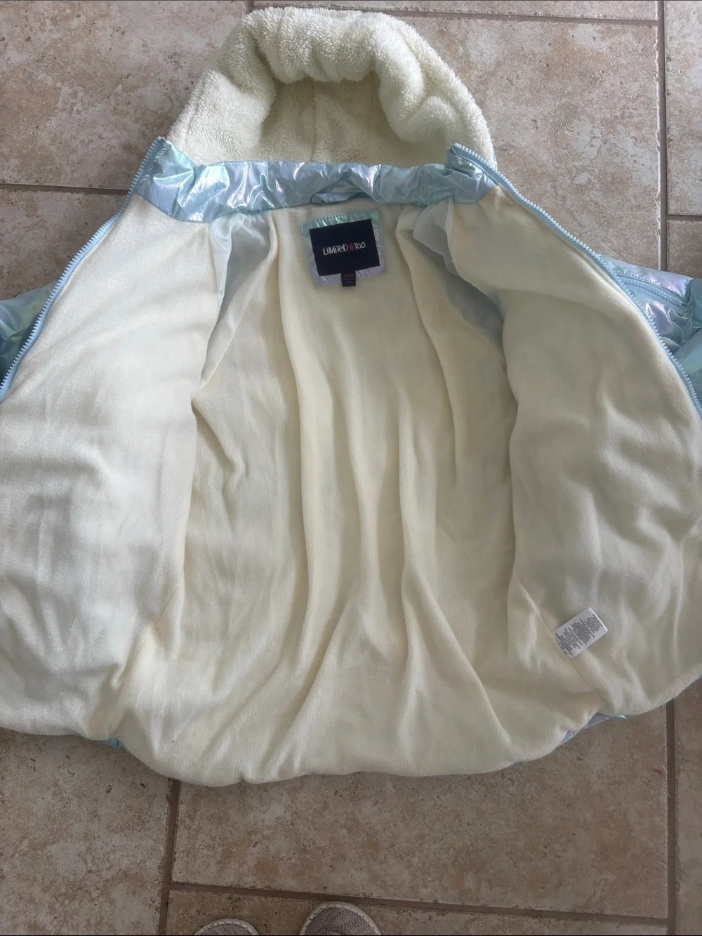 Limited Too girls 14/16 Iridescent Light Blue Kids Puffer Jacket w/Sherpa Hood